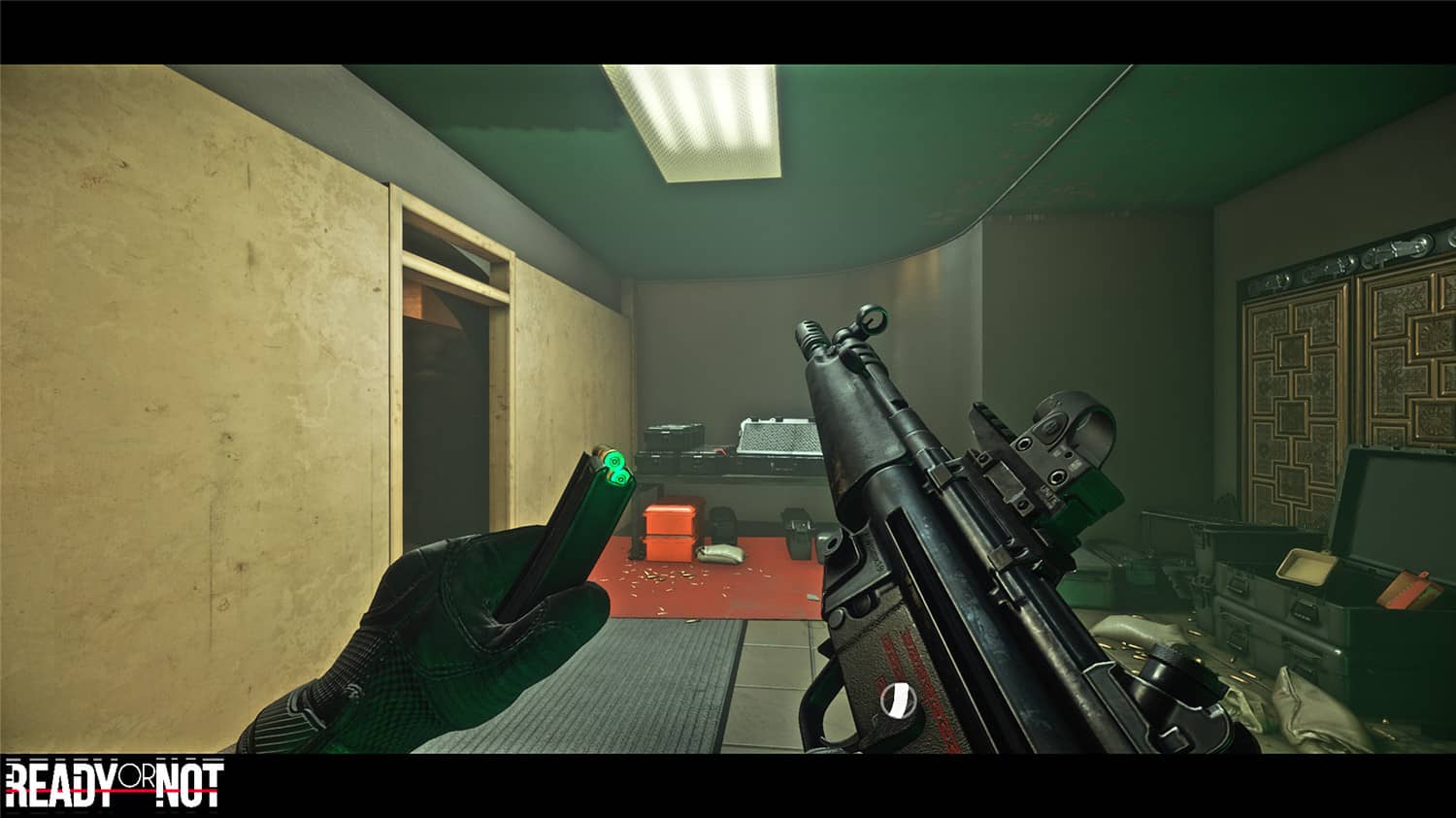 射击游戏《严阵以待》v24737 中文版 - KingHub